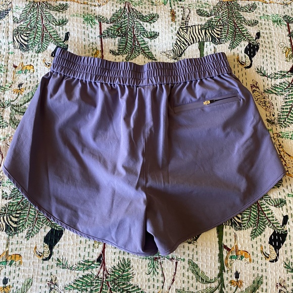 P.E Nation, Like NEW, set of 4 shorts. The Full Time Short. - Picture 13 of 15